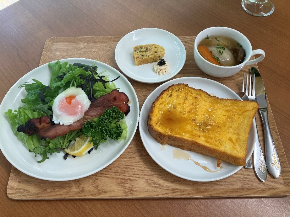 2025/5/13開催 スチーマーで作ったポーチドエッグサラダ、季節の野菜スープ、ケークサレも一緒に♪